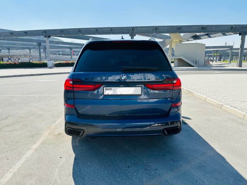 2020 بي أم دابليو اكس - 7 xDrive40i M