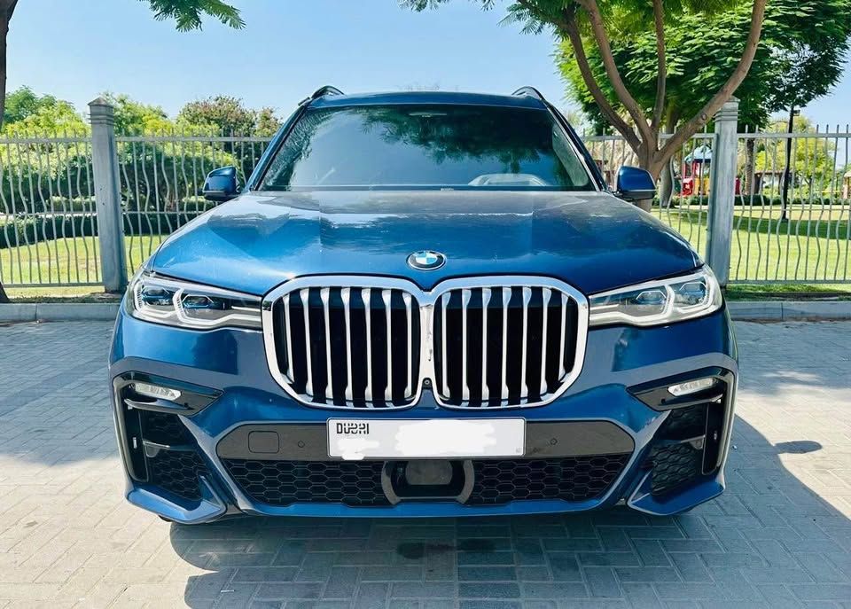 2020 بي أم دابليو اكس - 7 xDrive40i M