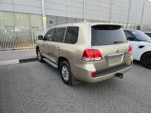 2011 Toyota Land Cruiser Grand Touring