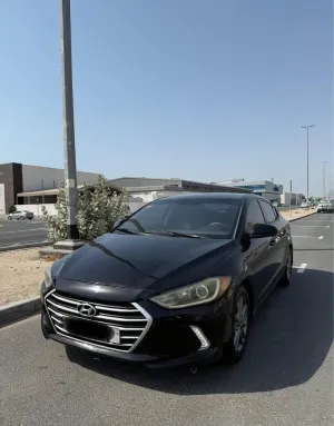 2017 هيونداي النترا SE