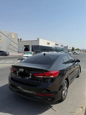 2017 هيونداي النترا SE