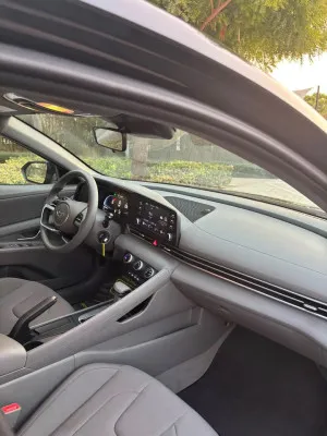 2024 Hyundai Elentra SE