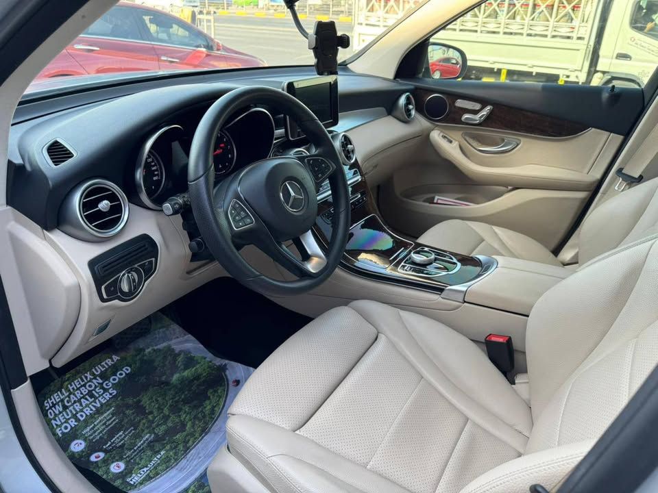 2018 مرسيدس-بنز GLC - جي ال سي GLC300