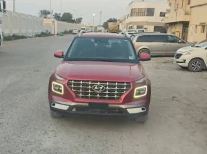 2022 هيونداي فينيو SEL