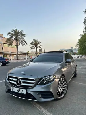 2017 مرسيدس-بنز الفئة - E E300