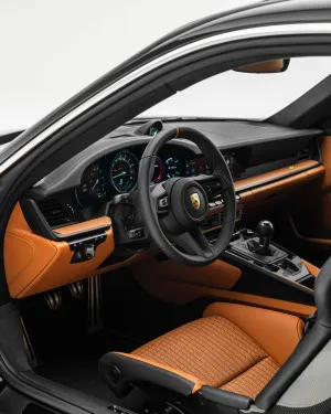 2024 بورش 911 كاريرا