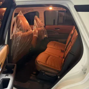 2023 Nissan Pathfinder LE