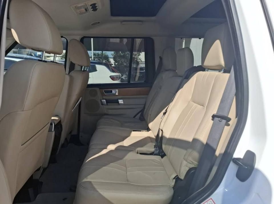 2016 لاند روفر آل آر٤ HSE 4WD