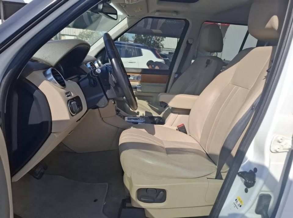 2016 لاند روفر آل آر٤ HSE 4WD