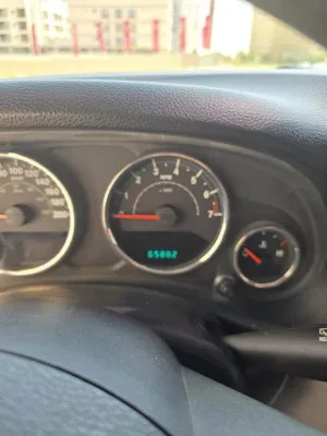 2014 جييب رانجلر Sahara Altitude