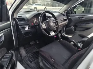 2015 Suzuki Swift SZ-5