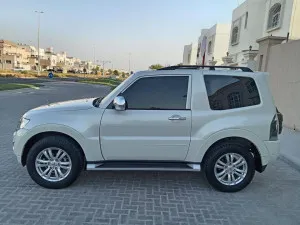 2018 ميتسوبيشي باجيرو GLS