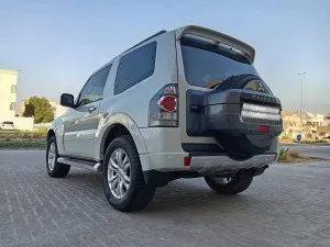 2018 ميتسوبيشي باجيرو GLS