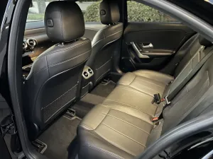 2019 مرسيدس-بنز الفئة - A A220 Sedan