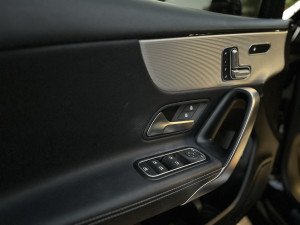 2019 مرسيدس-بنز الفئة - A A220 Sedan