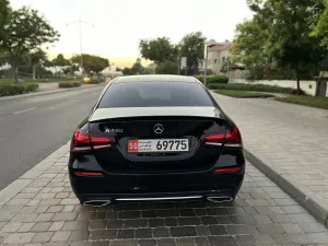 2019 مرسيدس-بنز الفئة - A A220 Sedan