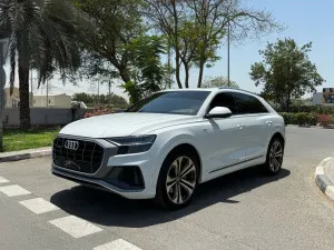 2018 اودي كيو ٨ Premium Plus