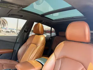 2018 اودي كيو ٨ Premium Plus