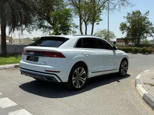 2018 اودي كيو ٨ Premium Plus