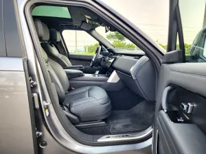 2023 لاند روفر رينج روفر SV Autobiography