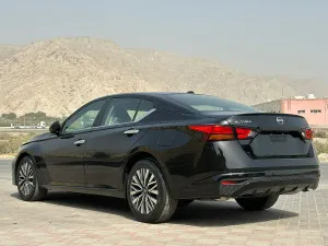 2024 نيسان آلتيما SV