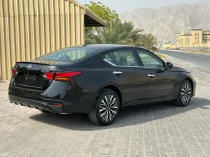 2024 نيسان آلتيما SV