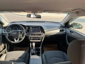 2018 هيونداي سوناتا SE