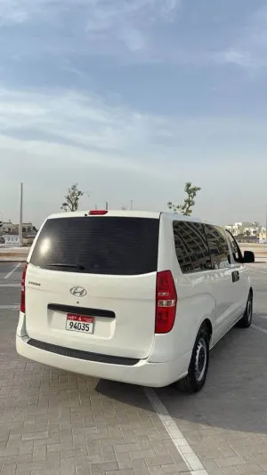2020 هيونداي إتش١ Executive
