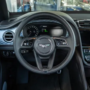 2023 بنتلي بنتايجا HyBird