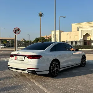 2020 اودي آي ٨ L