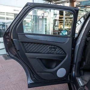 2023 بنتلي بنتايجا HyBird