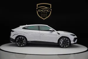 2023 لامبورجيني اوروس STD