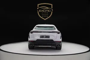 2023 لامبورجيني اوروس STD