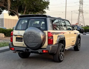 2024 نيسان بترول سوبر سفاري Super Safari AT