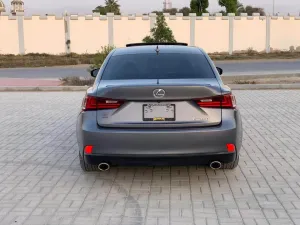 2015 لكزس اي اس IS 250