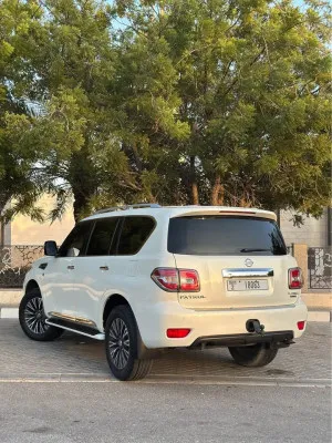 2013 نيسان باترول LE T1