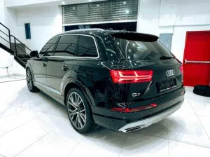 2016 اودي كيو٧ Premium Plus