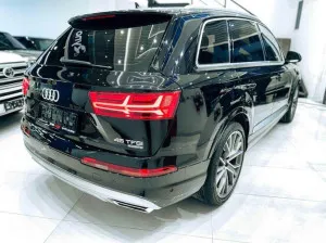 2016 اودي كيو٧ Premium Plus