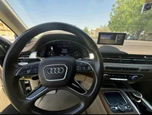 2016 اودي كيو٧ Premium Plus