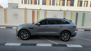 2021 جاكوار اف بيس Prestige