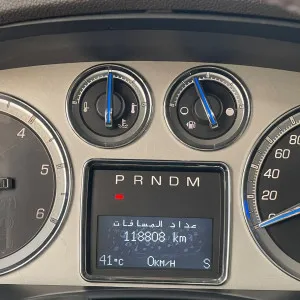 2010 كاديلاك اسكاليد Luxury
