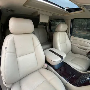 2010 كاديلاك اسكاليد Luxury