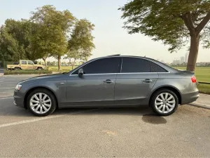2015 اودي آي ٤ Prestige