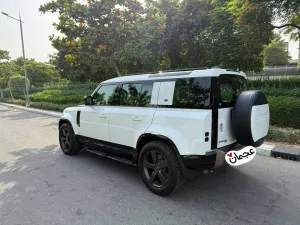 2023 لاند روفر ديفندر 110 S