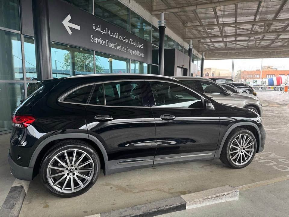 2021 مرسيدس-بنز GLA - جي ال اي GLA180