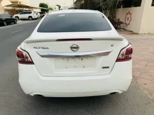 2015 نيسان آلتيما S