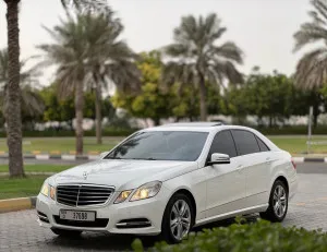 2013 Mercedes-Benz E-Class E200