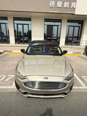 2019 فورد فيجن V6 Sport