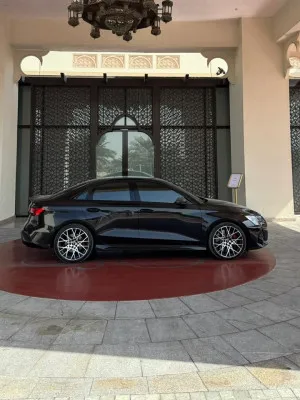2025 اودي ار اس ٣