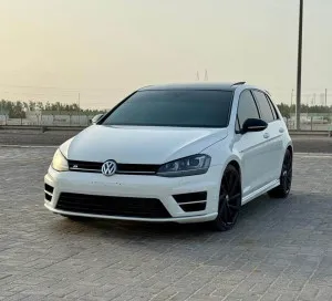 2017 Volkswagen Golf R